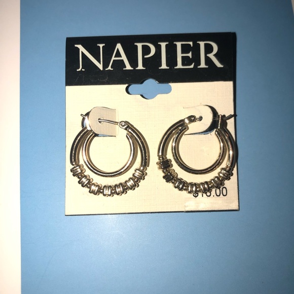 Napier earrings new with tags NWT - Picture 3 of 13